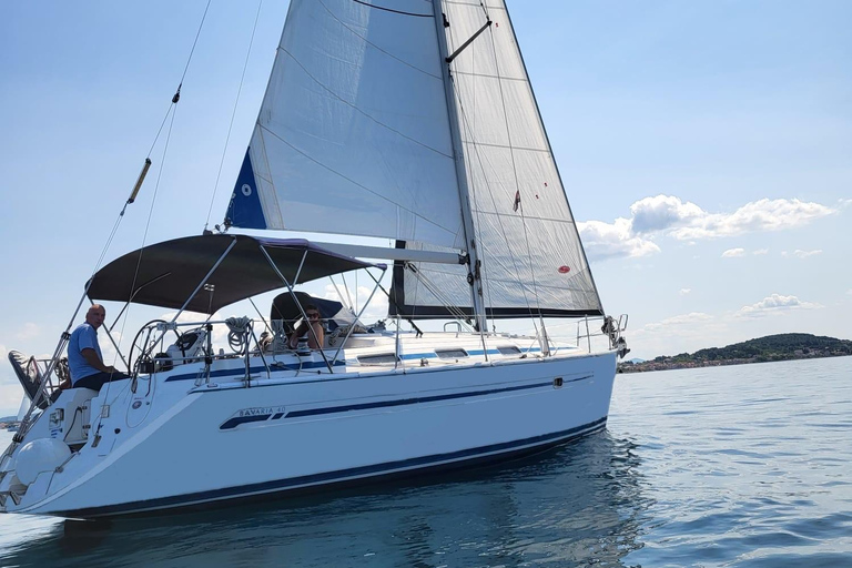 دوبروفنيك - جولة خاصة لمدة نصف يوم بالقارب الشراعي إلى جزر إلافيتي