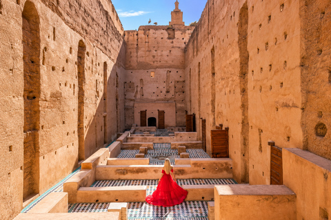 Marrakech: Medina, Palaces, Souks & Evening Carriage Ride Medina Discovery, Evening Carriage & Moroccan Dinner