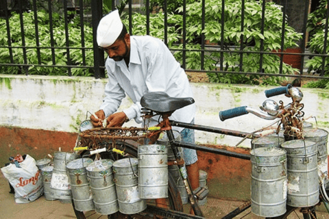 Mumbai: Nahverkehr und Dabbawallah Tour