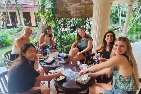 Malang: Tumpaksewu, Mount Bromo, Mount Ijen, Bali 3-Day Tour Private Homestay & Hotel