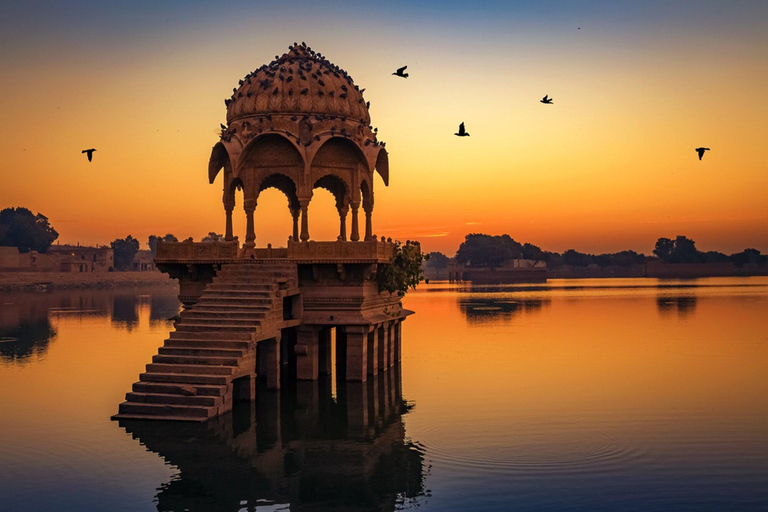 Tour di 5 giorni di Udaipur, Jodhpur e JaisalmerTour in auto con autista e guida