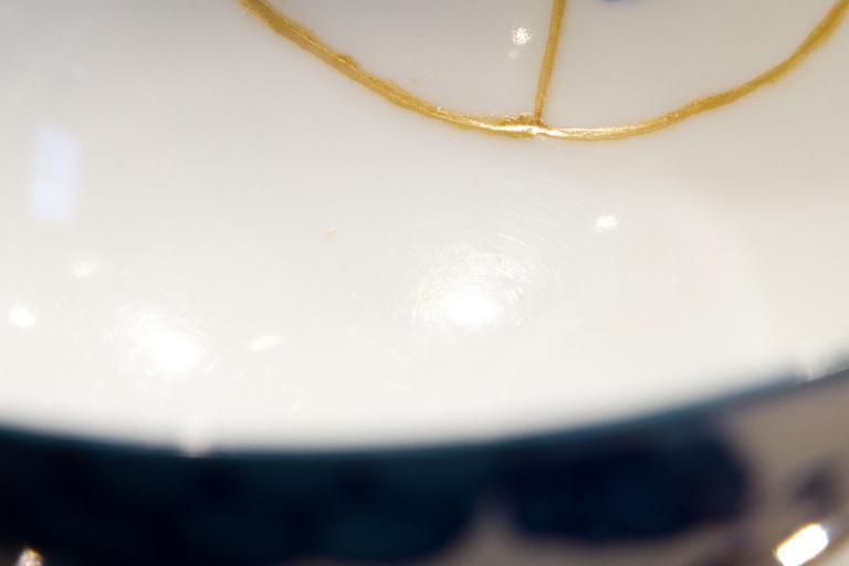 Osaka: Kintsugi Workshop, skönhet i trasigheten