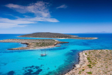 Aeolus Motor Yacht cruise in Paros