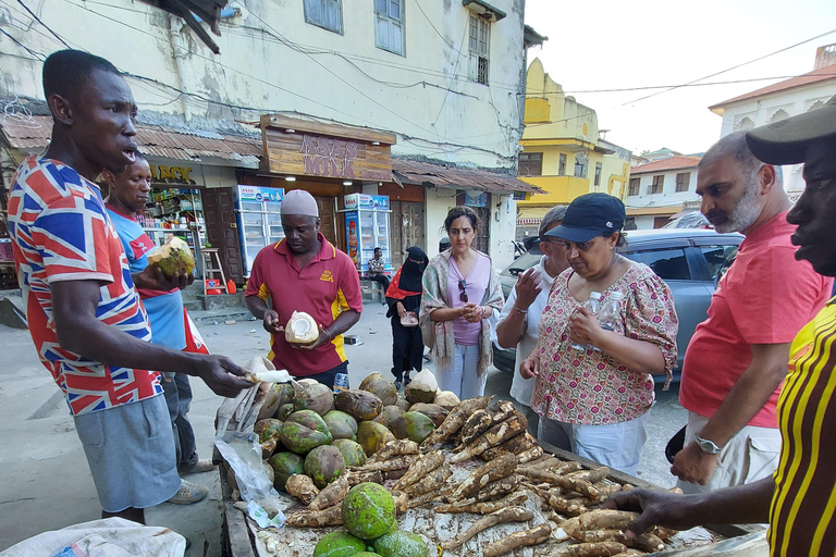 Stone town: amazing walking with Yussuf