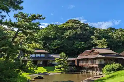 横浜：伝統とモダンが交差する街