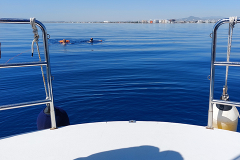 Larnaca : Croisière sur l'épave du semi-sous-marin jaune Zenobia