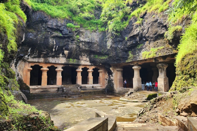 Półdniowa wycieczka historyczna do jaskiń Kanheri w Bombaju z opcjamiPółdniowa wycieczka do jaskini Kanheri w Bombaju: podróż do historii