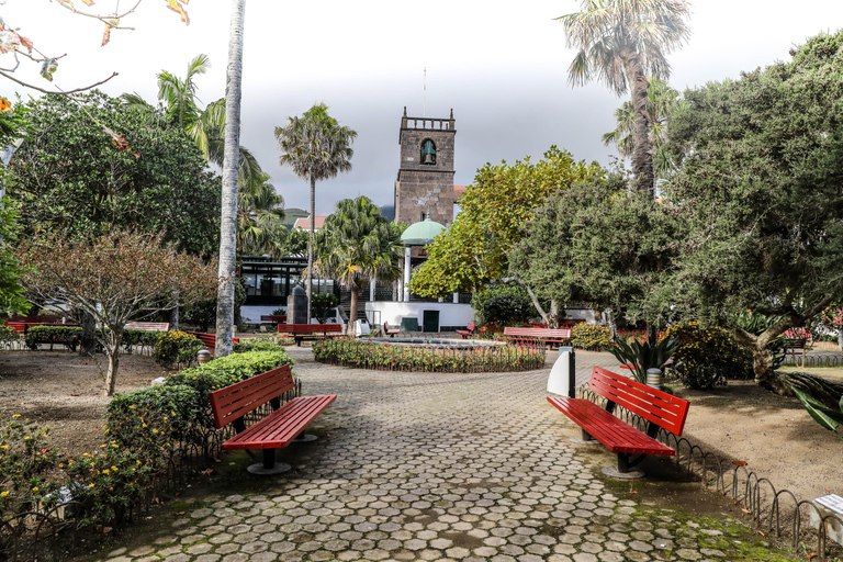 维拉弗兰卡多坎普：定居者小镇导览游中午 12 点酒店接载