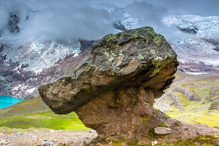 Cusco: Ausangate Tour, seven lakes with lunch