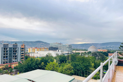 Kigali: Evening Sightseeing Tour with Traditional Dinner