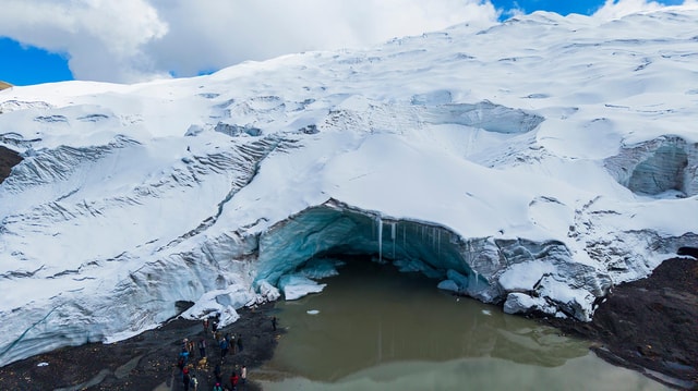 Quelccaya Glacier – Suyuparina – Cusco Day Tour