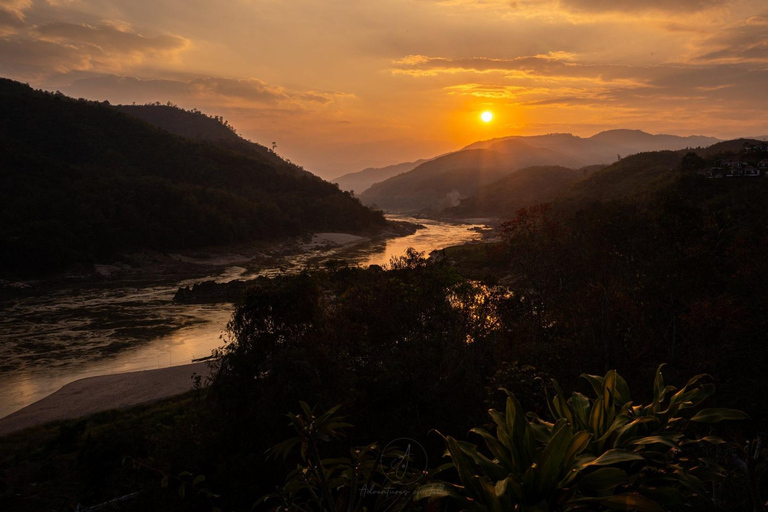 Depuis Luang Prabang : Bateau lent vers Huay Xai 2 jours, 1 nuit