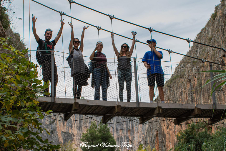 Chulilla: Canyon Turia, Charco Azul, Ponti sospesi...Viaggio per piccoli gruppi