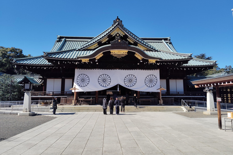 Tokyo War History Tour: Yasukuni Shrine & War Museum War & Remembrance Tour (3.5 Hours)