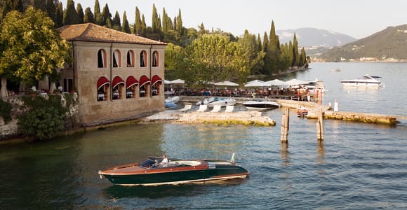 Garda Lake: Riva Acquariva 33 Private Tour (1 HR or 1:30 HR)
