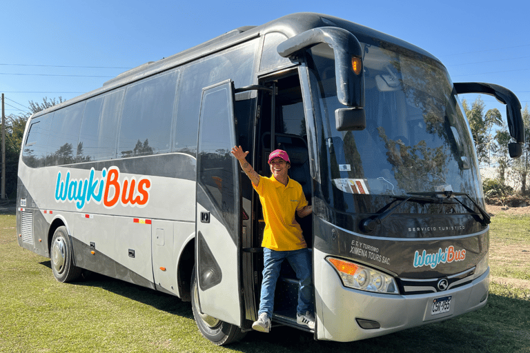 Autobus Huacachina - Ica do Limy (z: Huacachina)