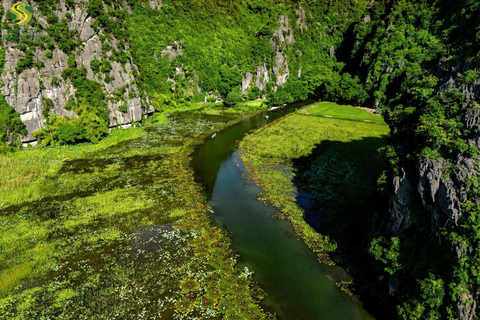 Hanoi: Yen Phu Pagoda, Wetland or Trang An, Mua Cave, Hoa Lu Private Tour : Yen Phu Pagoda and Van Long Wetland Day Tour