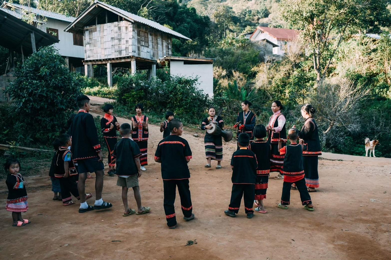 Esperienza di turismo del tè LAHU