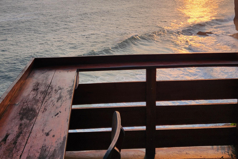 Yogyakarta: Pindul Cave & Puncak Segoro Indian ocean view Yogyakarta: Pindul Cave & Puncak Segoro Indian ocean view