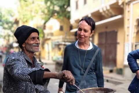 Jaipur: Night Heritage Walking Tour with Food Tasting