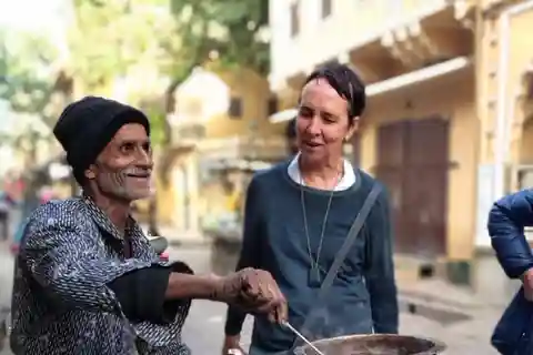 Jaipur: Tour a piedi della Città Gialla, degustazione di cibi con guida