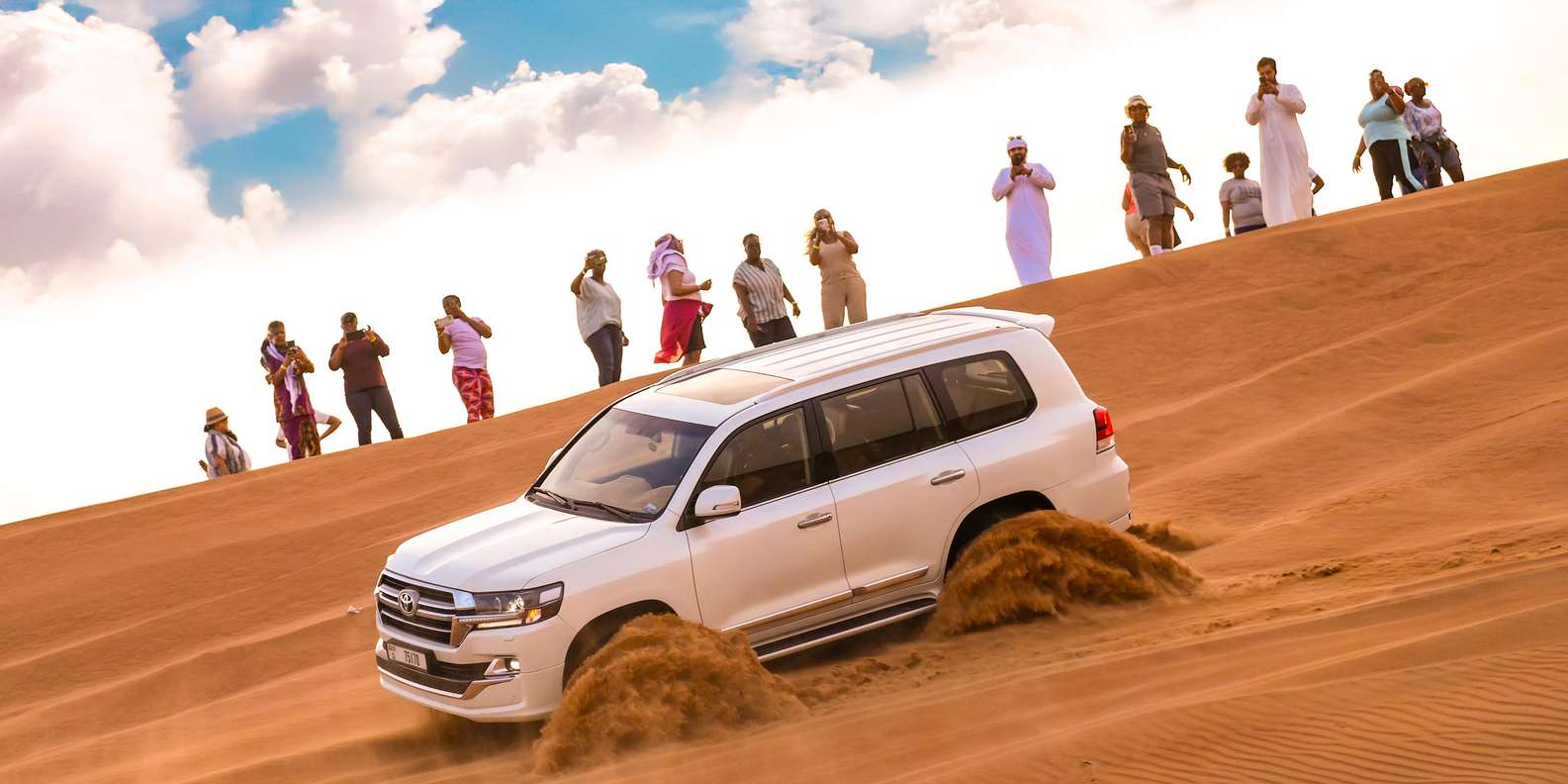 Dubai: Desert Safari with BBQ Dinner & Quad Biking Options