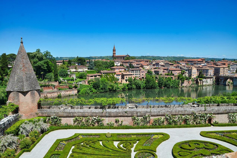 From Toulouse: Full Day Albi, Carcassonne & Cordes + Lunch Included