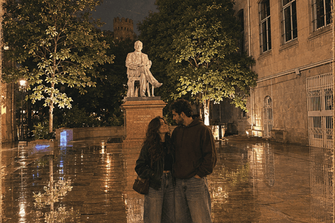 Baku: Old City Walking Tour with Vintage Photos