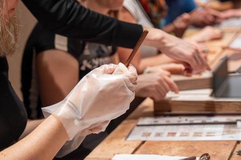 Kyoto: Chopstick Making Workshop at HASHI LAB Near Kyoto Station：Chopstick Making for Families & Couples