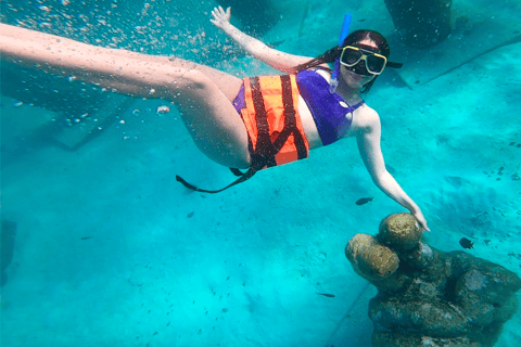 Catamarã Deluxe para Isla Mujeres pelo melhor preço