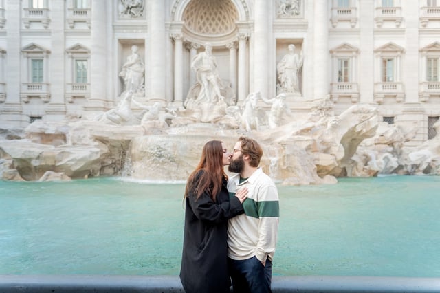 Private Photoshoot at Trevi Fountain, Colosseum &amp; More