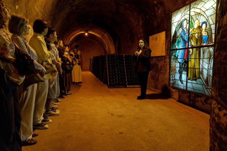 Champagne Tour from Paris: Small Group, Tastings & Pickup