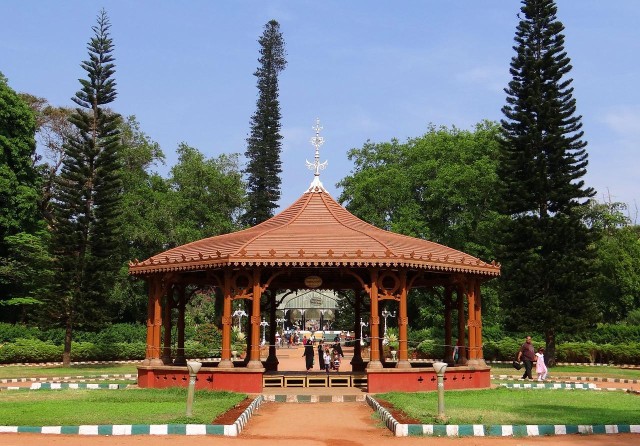 Visit Bangalore Discover Lalbagh with a scavenger hunt app-based in Bangalore, Karnataka, India