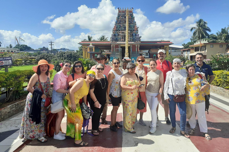 Nadi: Cultural Walking Tour - Markets, Temples & Local Life