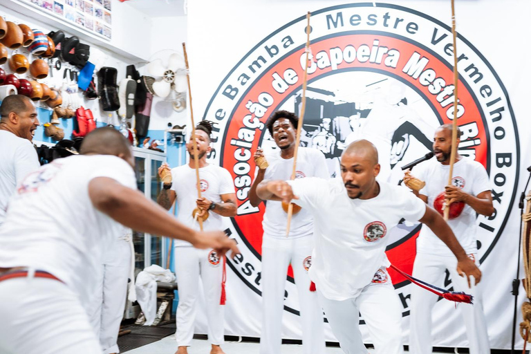 Salvador: Cultural Night of Capoeira, Samba, and Drumming
