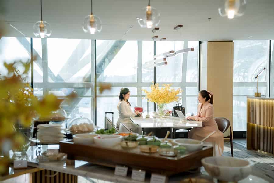 Flughafen BKK: Zugang zur Coral Lounge. Foto: GetYourGuide