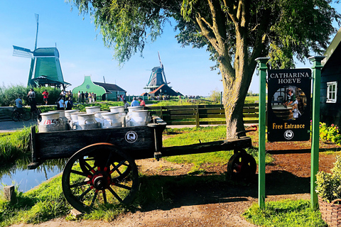 Amsterdam: Giethoorn, Afsluitdijk and Zaanse Schans Day Trip Shared Tour