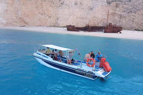 Zakynthos: Xigia, Navagio Shipwreck and Blue Caves Boat Tour
