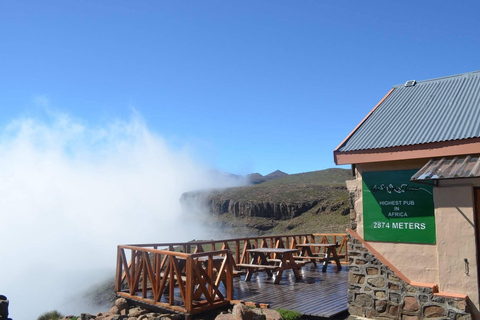 Maseru: Sani Pass 4WD Tour with Basotho Cultural Visit
