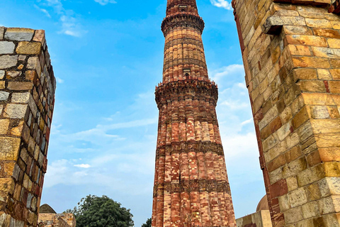 Delhi: Private Guided City Tour of Old and New Delhi Private Tour with Driver, Car and Tour Guide