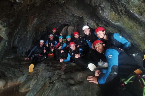 Cazorla: Beginners' Canyoning - Canyoning Experience.