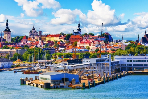 Tallinn: First Discovery Walk and Reading Walking Tour