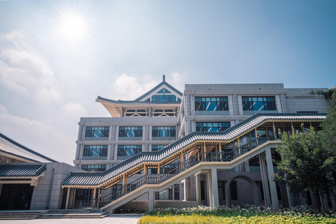 Pekin: Wycieczka piesza z przewodnikiem po kampusie Uniwersytetu Pekińskiego