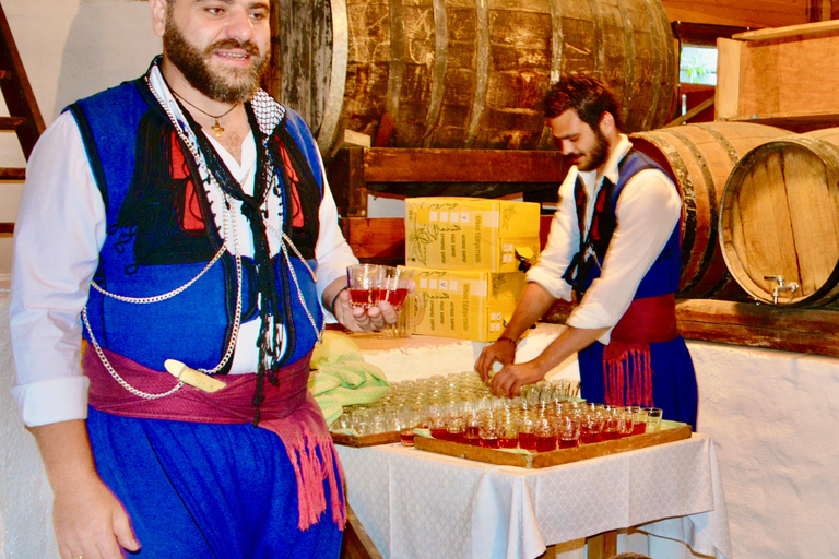 Crete: Traditional Cretan Night: Live Show and Dinner Traditional Cretan Night