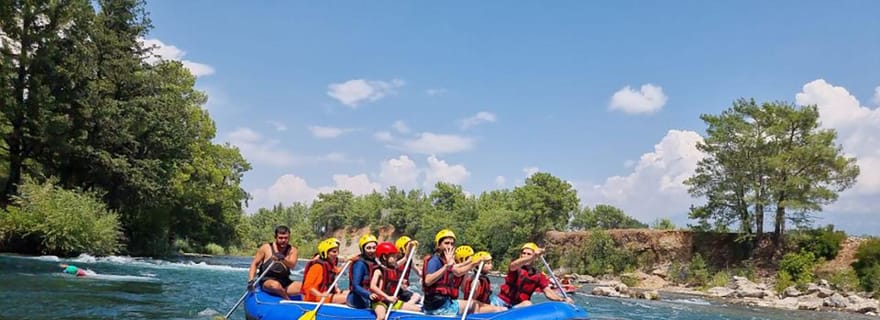 Antalya : Excursion aventure en rafting avec déjeuner et transferts