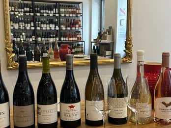 Experiência de degustação de vinhos no coração de Marselha