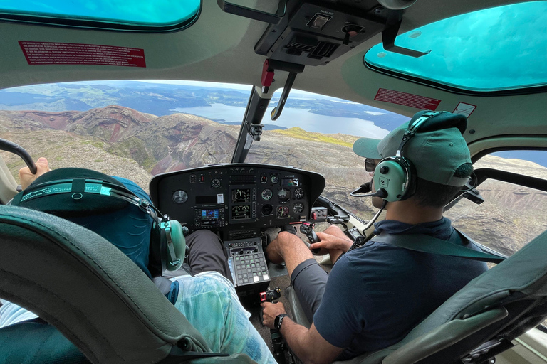 Rotorua: Vuelo en helicóptero y paseo guiado por el monte Tarawera