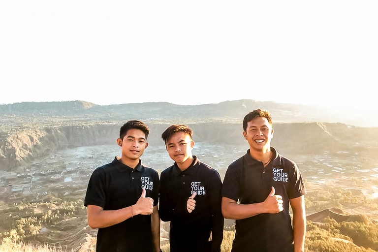 Bali: Batur-Wanderung bei Sonnenaufgang & Heiße Quelle