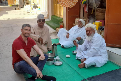 Muscat: Nizwa & Birkat Al Mouz Private Full Day Tour