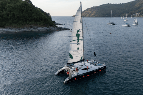 Phuket: Private Catamaran Island Day Trip & Refreshment Catamaran - Best of Phi Phi islands